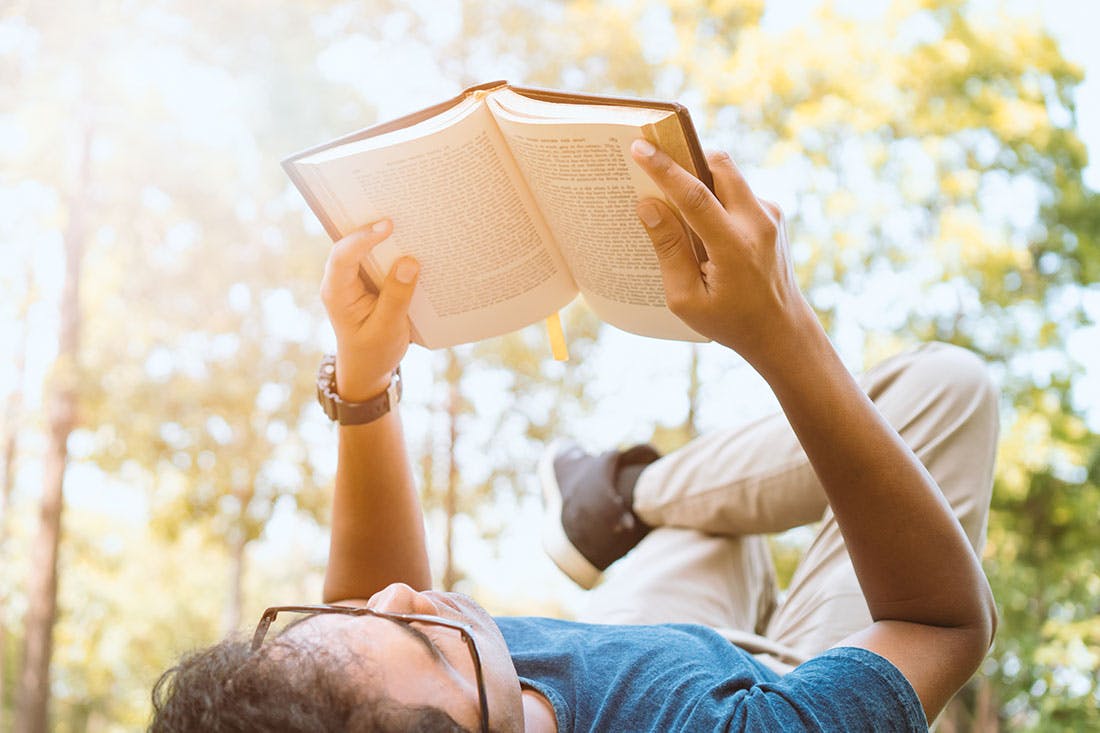 27 Books for Success to Add to Your Summer Reading List
