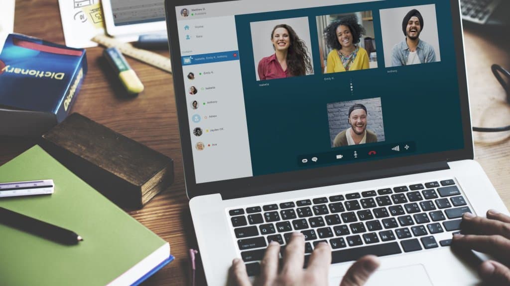 4 Daily Practices to Better Connect With Your Remote Team