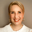 Christina Drake's avatar