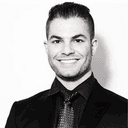 Russell Tuchman's avatar