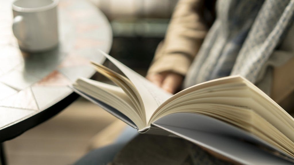 5 Books Every Young, Aspiring Entrepreneur Needs to Read